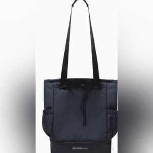 Beyond Yoga Black Gym Bag /Backpack- NEW in packaging